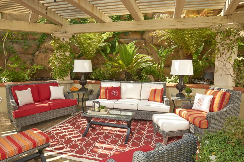 #1 Outdoor Furniture Dubai
