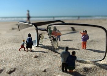 How Damaging Is The Sun To Our Eyes