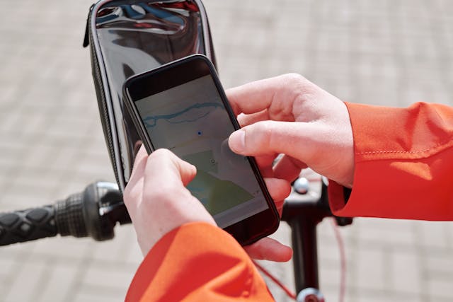  iPhone’s GPS to get directions